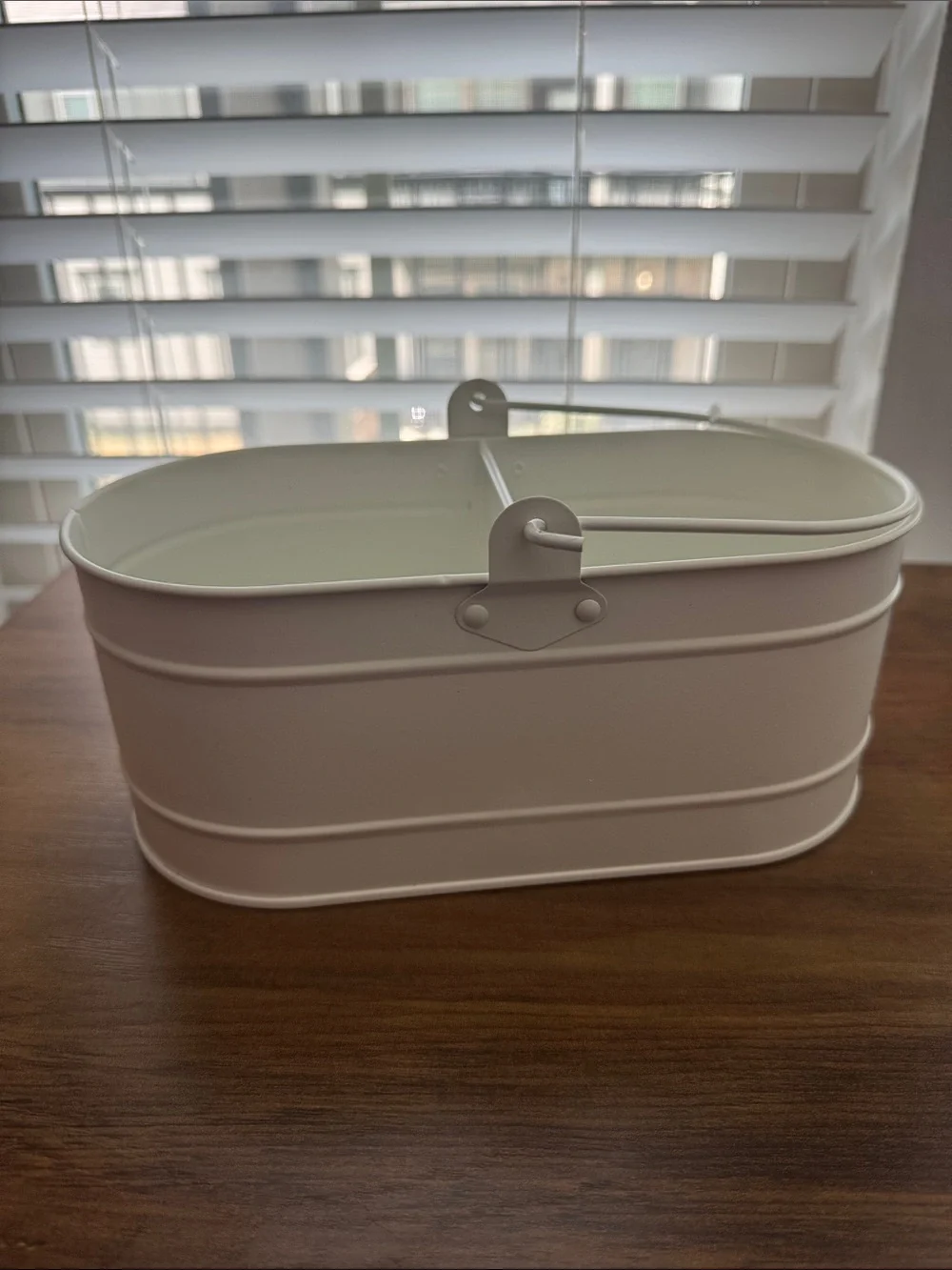 Target cream metal